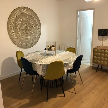 Feriehus Charmante Maison Coeur De La Gare Des Deauville